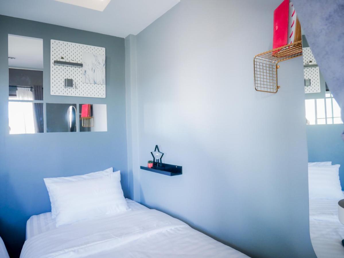 VarietyD-DayHostel HuaHin Buitenkant foto