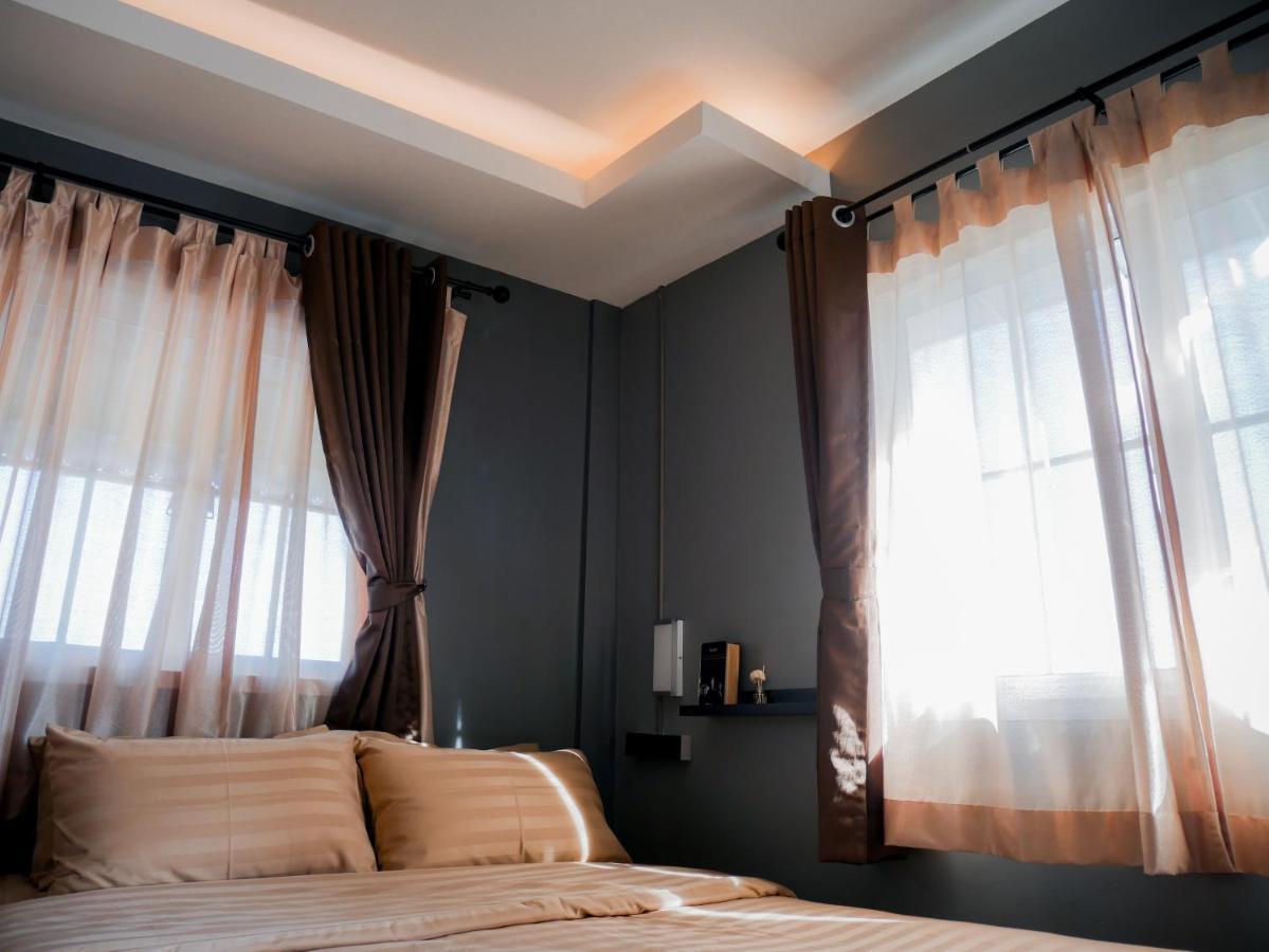 VarietyD-DayHostel HuaHin Buitenkant foto