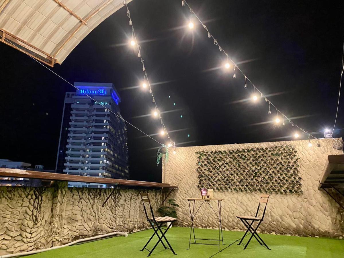 VarietyD-DayHostel HuaHin Buitenkant foto