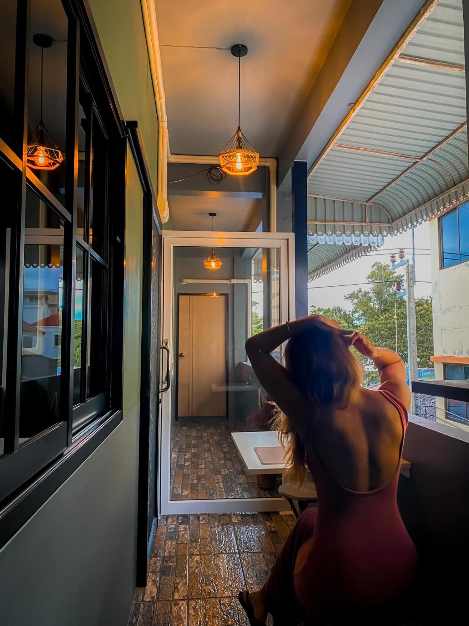 VarietyD-DayHostel HuaHin Buitenkant foto