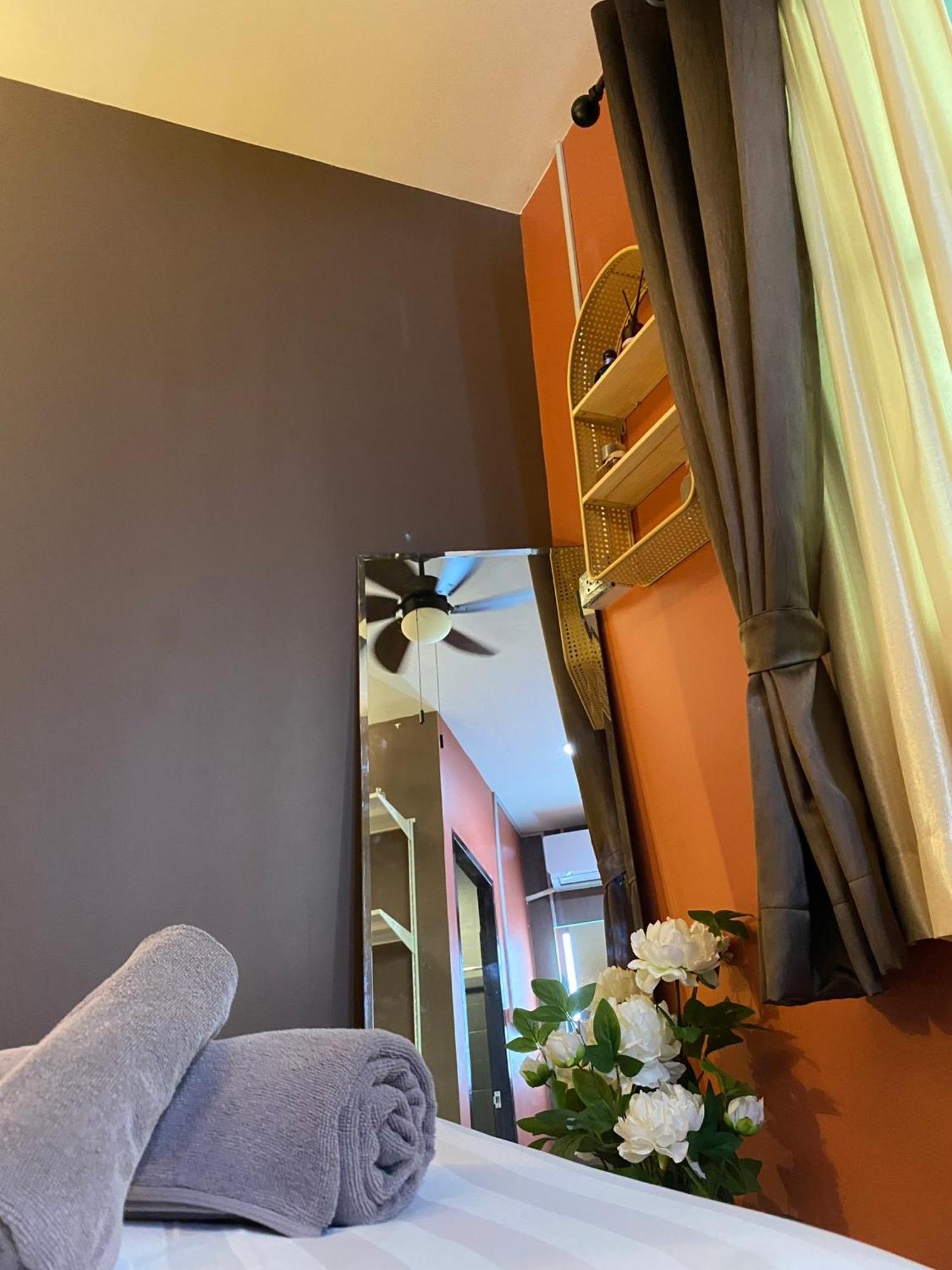 VarietyD-DayHostel HuaHin Buitenkant foto